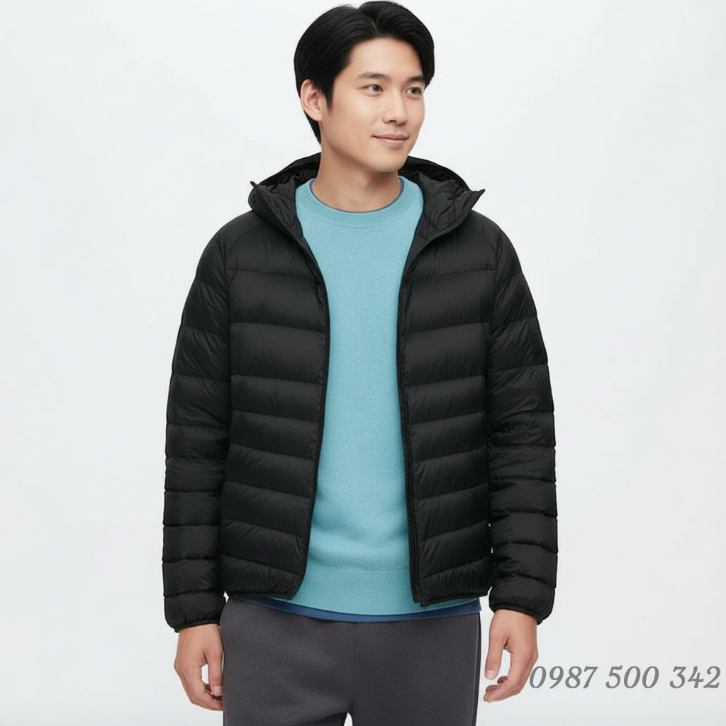 Mẫu mặc Áo lông vũ nam Nhật Bản có mũ 449722 Ultra Light Down 3D Cut màu đen
