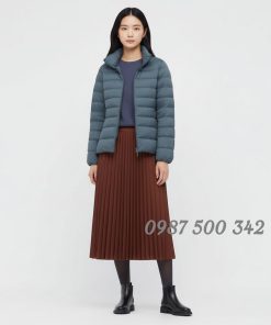 Mẫu mặc Áo lông vũ nữ siêu nhẹ không mũ Nhật Bản 439702 xanh cổ vịt 55 GREEN